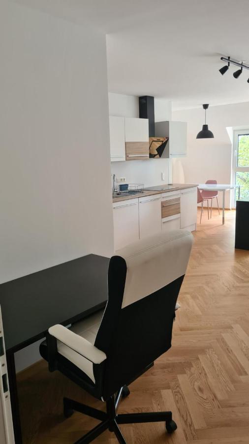 Top Apartments Kaiserebersdorf Vienna Luaran gambar