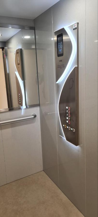 Top Apartments Kaiserebersdorf Vienna Luaran gambar