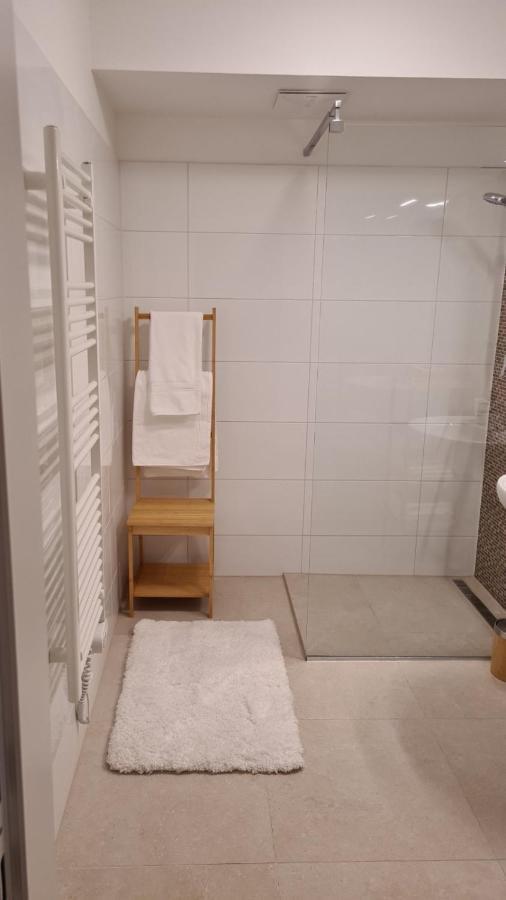 Top Apartments Kaiserebersdorf Vienna Luaran gambar