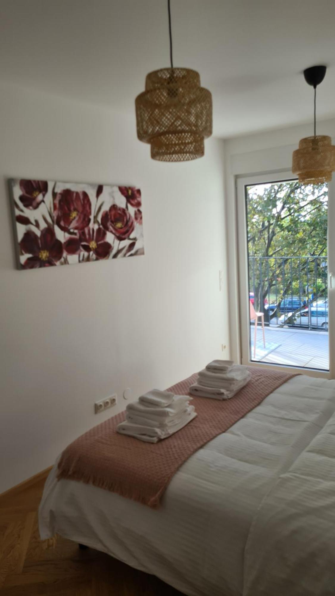 Top Apartments Kaiserebersdorf Vienna Luaran gambar