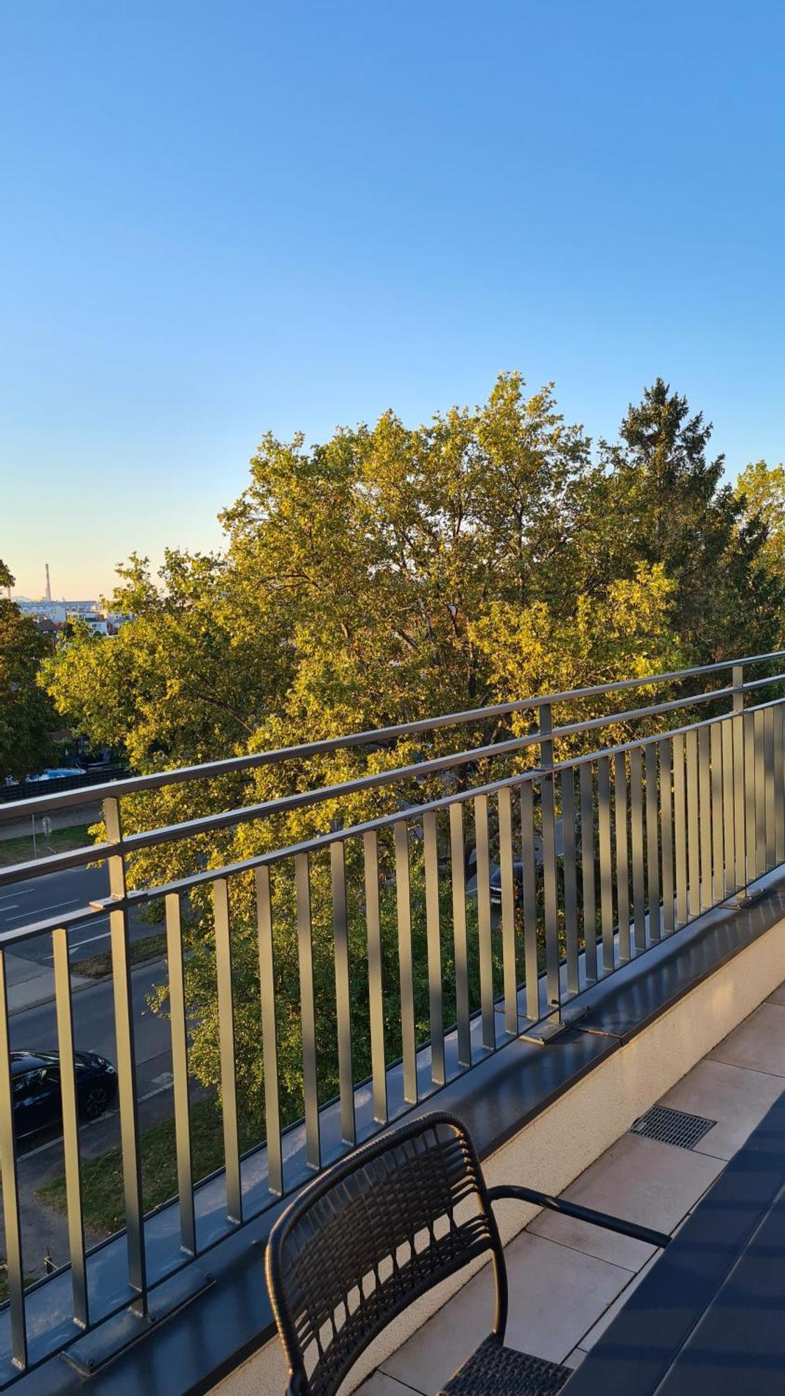 Top Apartments Kaiserebersdorf Vienna Luaran gambar